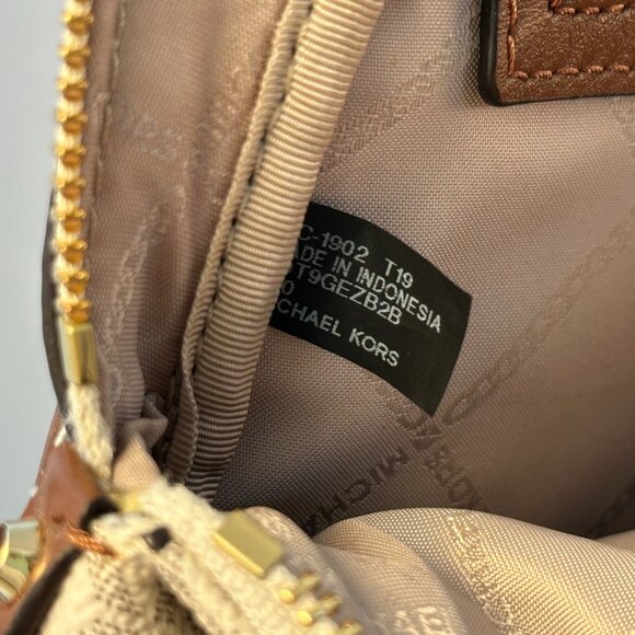 Authentic Michael Kors Rhea Medium Logo Backpack main image 8